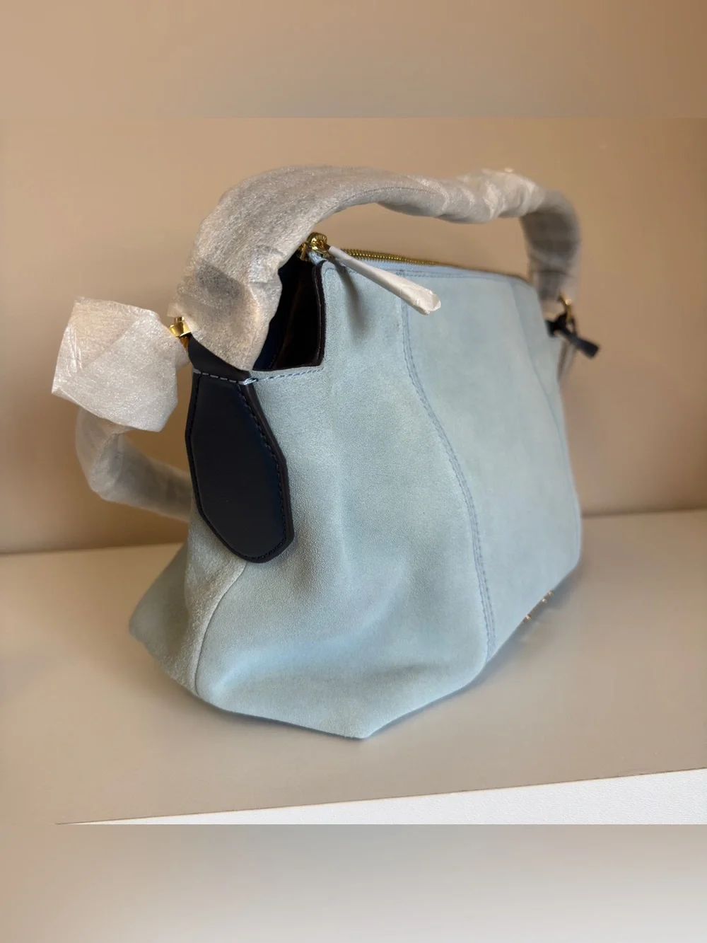 Michael Kors Brooke MD EW CONV SHLDR LEATHER
